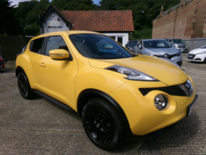 2017 Nissan Juke 1.6 N-Connecta in Yellow — image 2