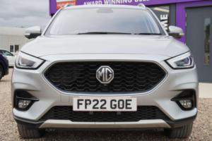 2022 MG MG Zs 1.0 T-Gdi Exclusive Euro 6 5dr in Silver — image 5