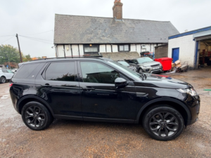2019 Land Rover Discovery Sport Td4 Landmark in Black — image 5