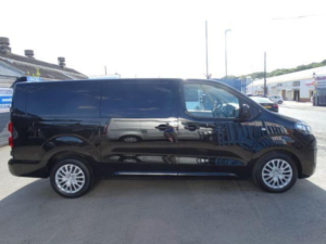 2023 Vauxhall Vivaro 2.0 Turbo D 3100 Pro L2 H1 Euro 6 6dr in Black — image 4