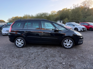 2013 Citroen Grand C4 Picasso 1.6 E-Hdi Airdream Platinum Egs6 Euro 5 (s/s) 5dr in Black — image 2
