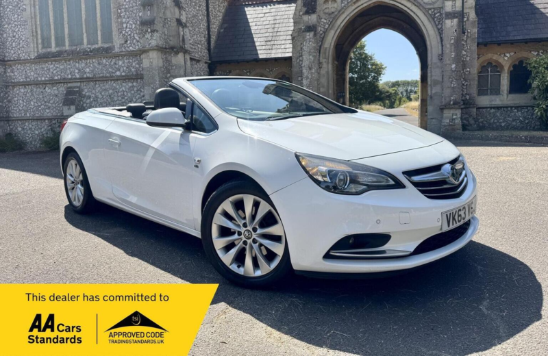 2013 Vauxhall Cascada 2.0 Cdti Elite Euro 5 (s/s) 2dr in White — image 1
