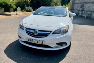 2013 Vauxhall Cascada 2.0 Cdti Elite Euro 5 (s/s) 2dr in White — image 3