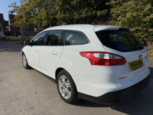 2014 Ford Focus 1.6 Titanium Navigator in White — image 6