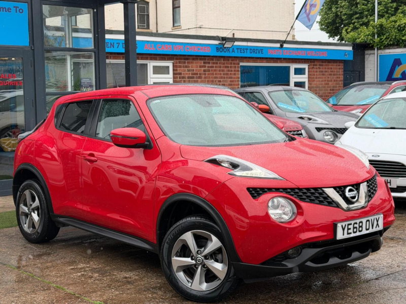 2018 Nissan Juke 1.6 Acenta Euro 6 5dr in Red — image 1