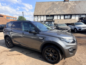 2017 Land Rover Discovery Sport Td4 Hse in Grey — image 6