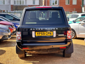 2009 Land Rover Range Rover 3.6 Td V8 Autobiography Auto 4WD Euro 4 5dr in Black — image 4