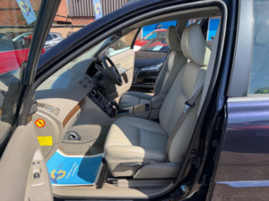 2005 Volvo Xc90 2.9 T6 Se Geartronic AWD 5dr in Blue — image 3