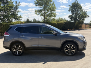 2015 Nissan X-Trail 1.6 Dci Tekna in Grey — image 2