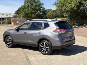 2015 Nissan X-Trail 1.6 Dci Tekna in Grey — image 4