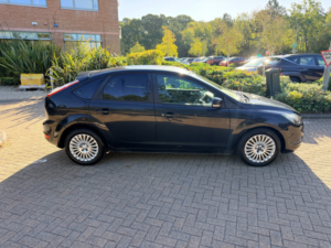 2008 Ford Focus 2.0 Tdci Dpf Titanium Hatchback 5dr Diesel Powershift (154 G/km, 108 Bhp) in Black — image 5