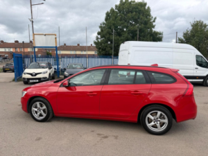 2016 Volvo V60 2.0 D2 Business Edition Euro 6 (s/s) 5dr in Red — image 4