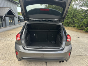2022 Ford Focus 1.0 Focus St-Line 5 Door 1.0l Ecoboost 125ps Mhev Fwd 6 Speed Manual in Grey — image 4