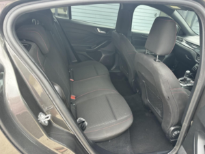 2022 Ford Focus 1.0 Focus St-Line 5 Door 1.0l Ecoboost 125ps Mhev Fwd 6 Speed Manual in Grey — image 6