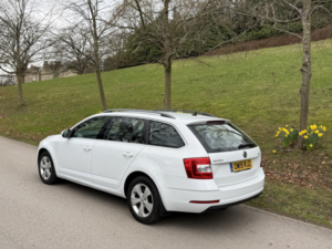 2019 Skoda Octavia 1.6 Tdi Se Technology in White — image 6