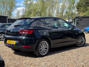 2019 SEAT Leon 1.6 Tdi Se Dynamic Euro 6 (s/s) 5dr in Black — image 3