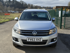 2013 Volkswagen Tiguan 2.0 Tdi Bluemotion Tech Se in Silver — image 2