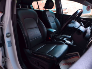 2018 Kia Sportage 2.0 Crdi Kx-4 in White — image 6