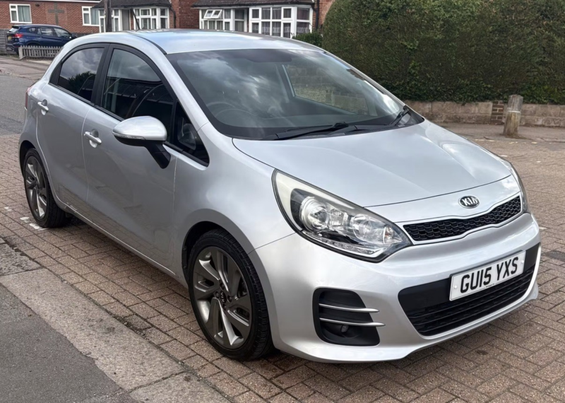2015 Kia Rio 1.4 3 in Silver — image 1
