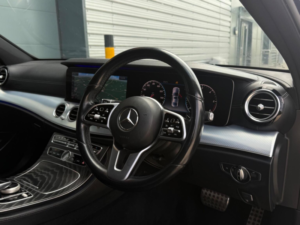2019 Mercedes-Benz E Class 2.0 E220d Se G-Tronic+ Euro 6 (s/s) 4dr in Black — image 2