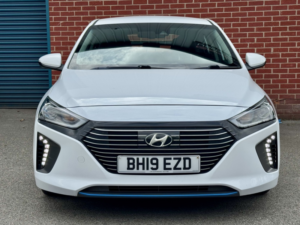 2019 Hyundai Ioniq 1.6 Ioniq Hev Prem 1.6 Gdi My19 in White — image 2