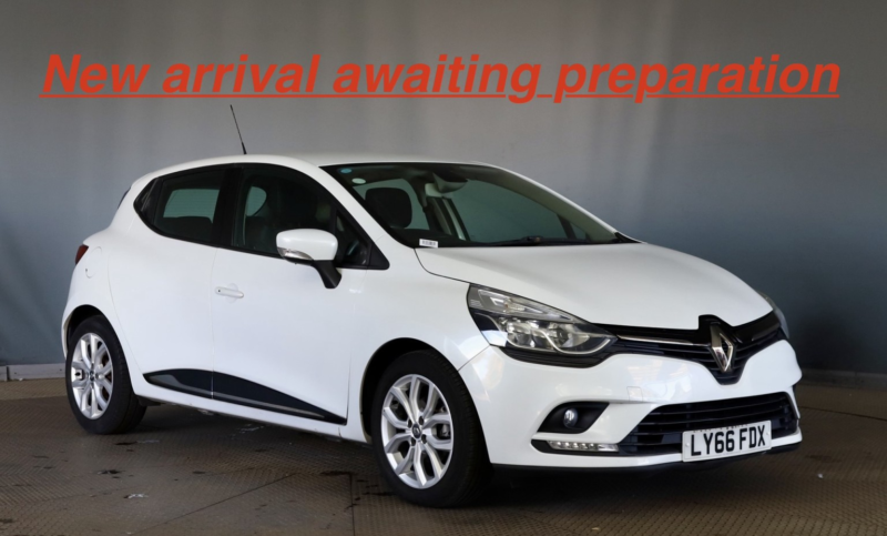 2016 Renault Clio 0.9 Dynamique Nav Tce 90 in White — image 1