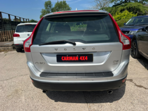 2011 Volvo Xc60 2.4 D5 Se in Silver — image 5