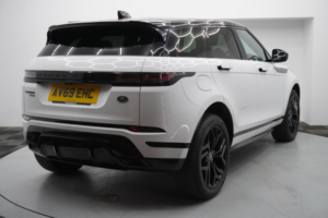 2019 Land Rover Range Rover Evoque 2.0 D180 R-Dynamic Hse Auto 4WD Euro 6 (s/s) 5dr in White — image 2