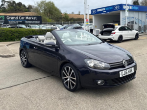 2016 Volkswagen Golf 1.4 Tsi Gt Cabriolet DSG Euro 5 2dr in Purple — image 3