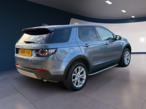 2019 Land Rover Discovery Sport 2.0 Td4 Hse in Blue — image 4