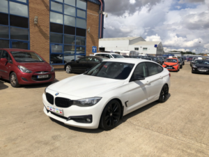 2014 BMW 3 Series Gran Turismo 2.0 318d Sport Gran Turismo in White — image 4