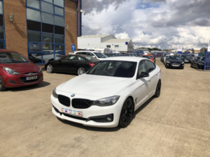 2014 BMW 3 Series Gran Turismo 2.0 318d Sport Gran Turismo in White — image 5