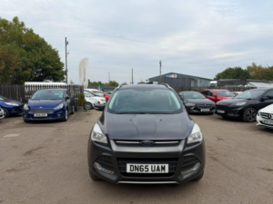 2015 Ford Kuga 2.0 Tdci Zetec 2WD Euro 6 (s/s) 5dr in Grey — image 2