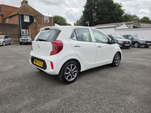 2023 Kia Picanto 1.0 Dpi 3 in White — image 3