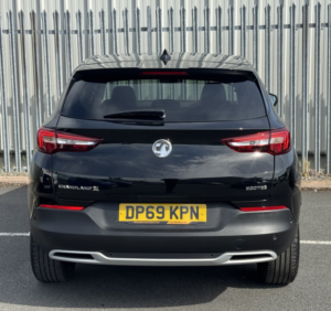 2020 Vauxhall Grandland X 1.2 Turbo Sri Nav in Black — image 6