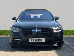 2022 Mercedes-Benz S-Class 3.0 S500lh Mhev Amg Line (premium Plus) Saloon 4dr Petrol Hybrid G-Tronic+ 4matic Euro 6 (s/s) (435 Ps) in Grey — image 2