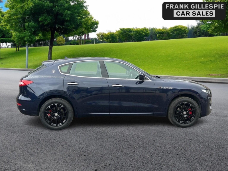 2017 Maserati Levante 3.0d V6 Zf 4WD Euro 6 (s/s) 5dr in Blue — image 1