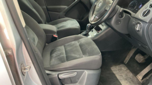 2015 Volkswagen Tiguan 2.0 Tdi Bluemotion Tech Match DSG 4WD Euro 5 (s/s) 5dr in Silver — image 2