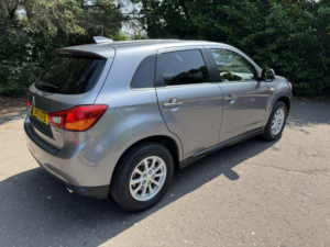 2017 Mitsubishi Asx 1.6 2 SUV 5dr Petrol Manual Euro 6 (117 Ps) in Grey — image 2