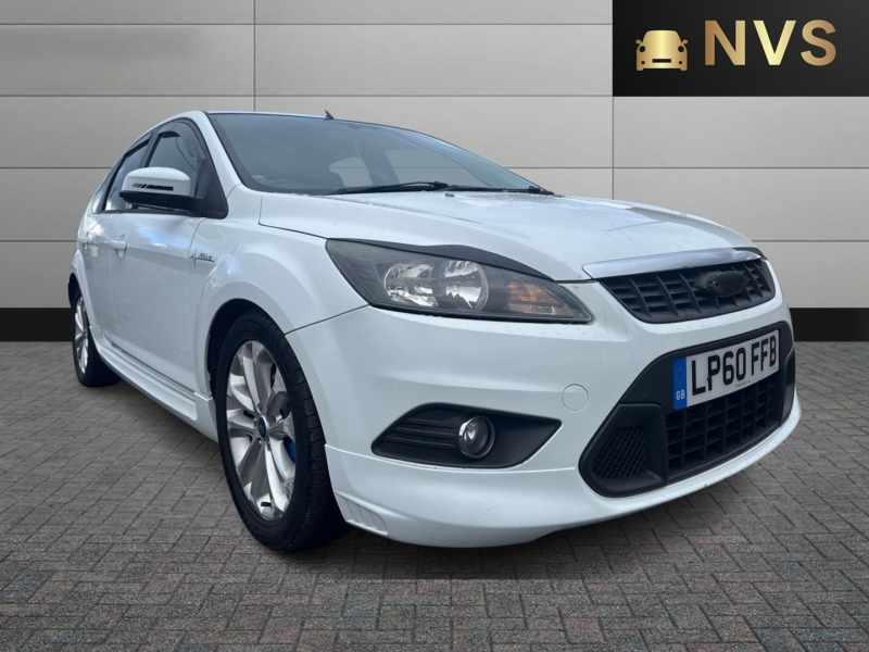 2011 Ford Focus 1.6 Tdci Dpf Zetec S in White — image 1
