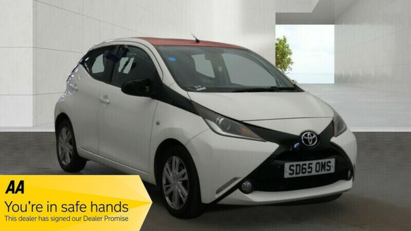 2015 Toyota Aygo 1.0 Vvt-I X-Pression X-Wave Euro 5 5dr Euro 5 in White — image 1