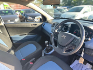 2015 Hyundai I10 1.0 Se Euro 5 5dr in White — image 2