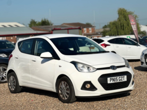 2015 Hyundai I10 1.0 Se Euro 5 5dr in White — image 5