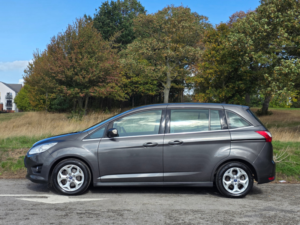 2015 Ford Grand C-Max 1.6 Tdci Zetec MPV 5dr Diesel Manual Euro 5 (115 Ps) in Grey — image 4