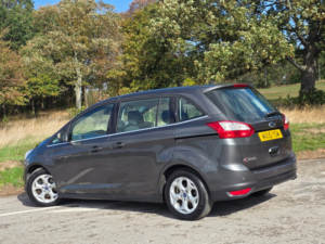 2015 Ford Grand C-Max 1.6 Tdci Zetec MPV 5dr Diesel Manual Euro 5 (115 Ps) in Grey — image 5