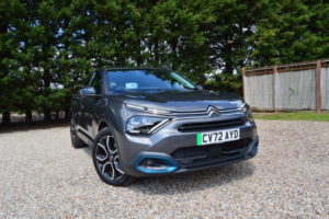 2022 Citroen E-C4 E-C4 Shine Plus 100 Kw Battery Electric Vehicle in Grey — image 3