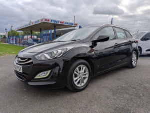 2013 Hyundai I30 1.6 Crdi Blue Drive Active in Black — image 2
