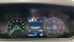 2018 Land Rover Range Rover Velar R-Dynamic S in Black — image 3
