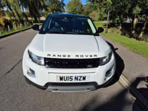 2015 Land Rover Range Rover Evoque 2.2 Sd4 Pure Tech SUV 5dr Diesel Auto 4WD Euro 5 (s/s) (190 Ps) in White — image 3