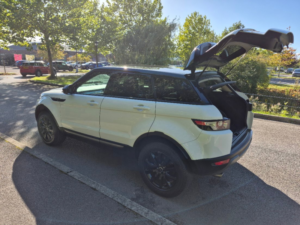 2015 Land Rover Range Rover Evoque 2.2 Sd4 Pure Tech SUV 5dr Diesel Auto 4WD Euro 5 (s/s) (190 Ps) in White — image 6